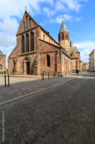 Pfarrkirche St. Georg in Haguenau. Haguenau, Elsass, Frankreich, Europa Frankreich photo