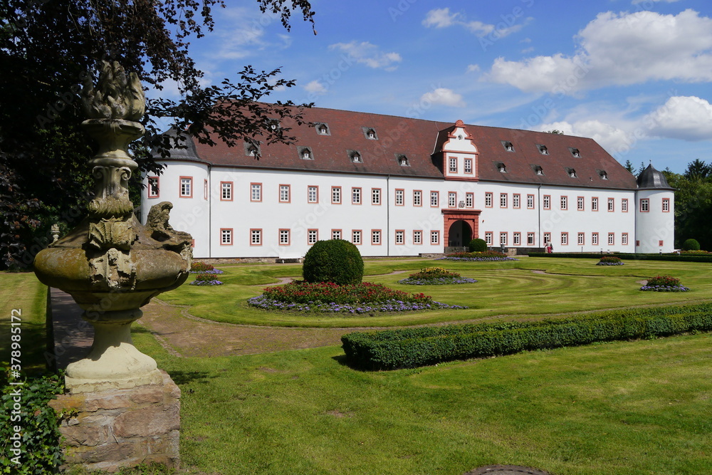 Heusenstamm Vorderschloss Schloss Schönborn 