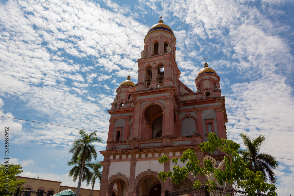 Fototapeta premium famous church of the city of culiacan called sanctuary of the sacred heart of jesus located in the center of the city