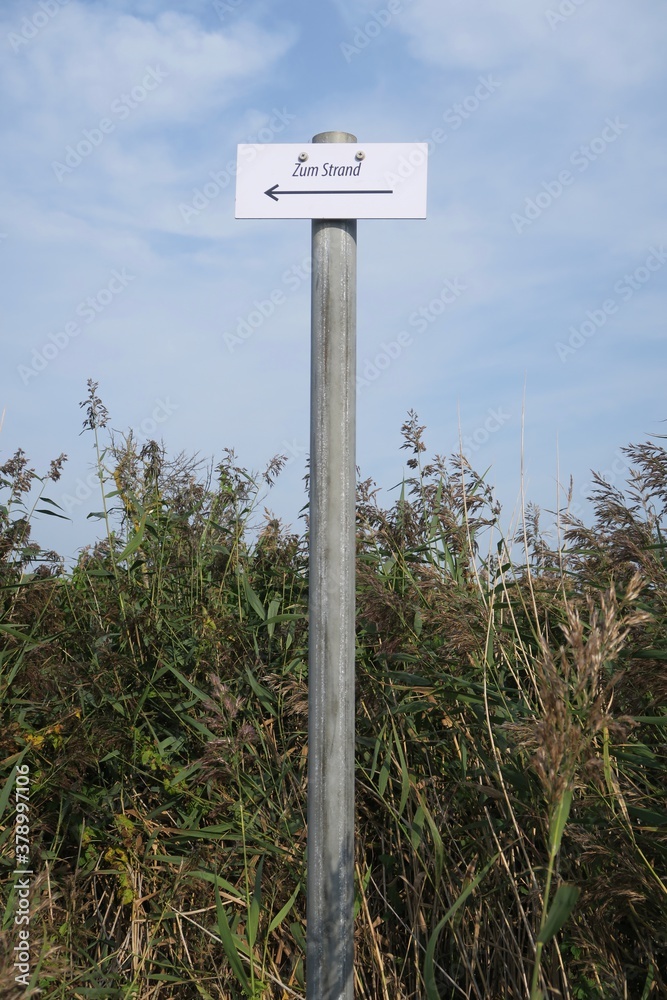 Schild mit der Aufschrift Schild mit der Aufschrift
