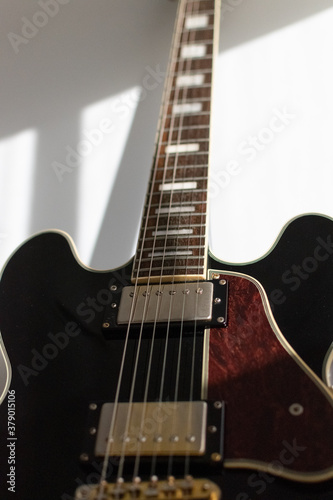 Black blues rock semi hollow body electric guitar
