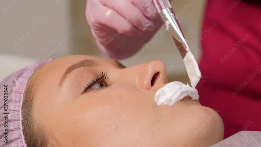 Cosmetology. Anesthesia on the lips for permanent lip makeup or lip augmentation procedure Cosmetology. Anesthesia on the lips for permanent lip makeup or lip augmentation procedure