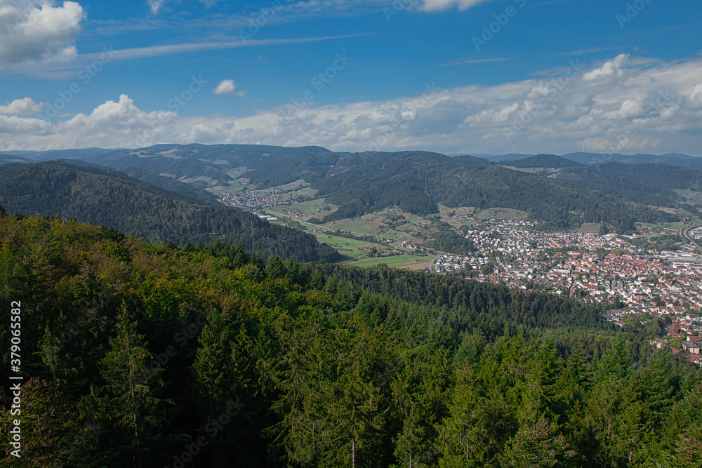 Fototapeta premium Blick vom Urenkopfturm bei Haslach im Schwarzwald