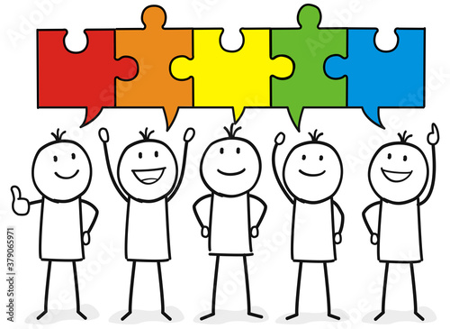 Team mit Puzzle Sprechblase welche zusammen passen