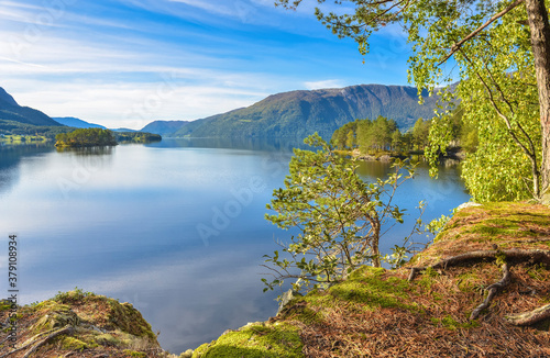 view of the lake and mountains