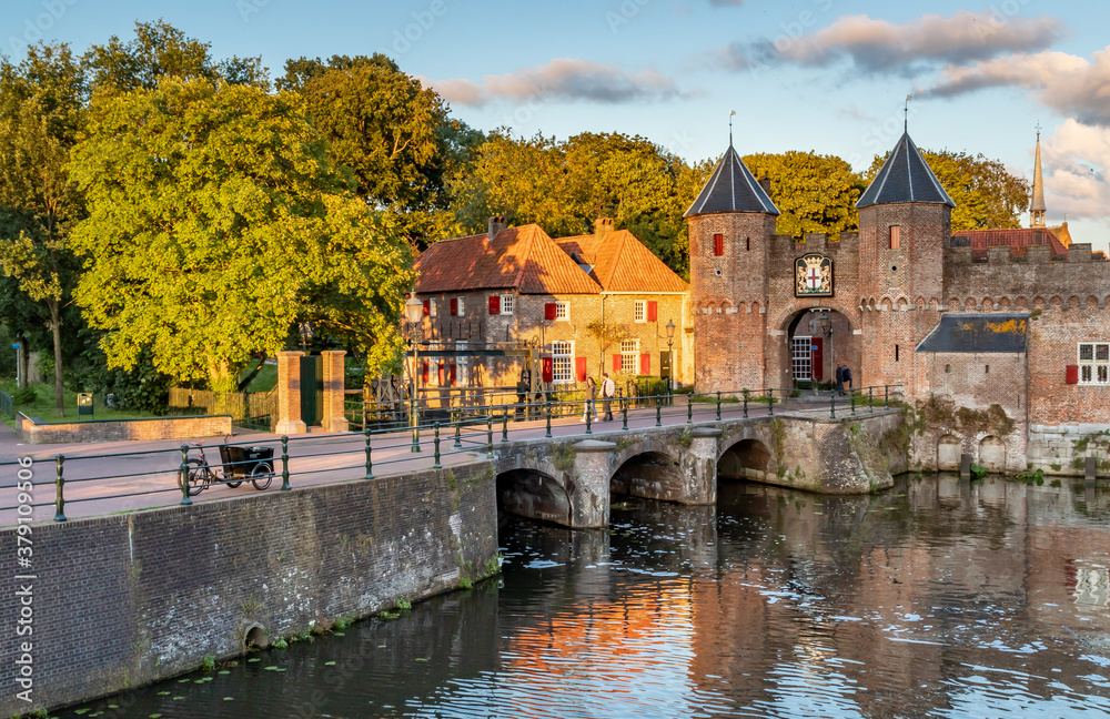 Koppelpoort, brama miejska w Amersfoort, Holandia.