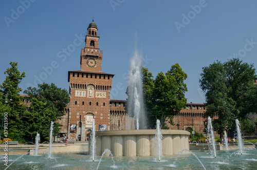 Sforza Castle, built as a fortress during the 14th century, with its 70 m-tall “Torre del Filarete”, famous tourist attraction in Lombardy