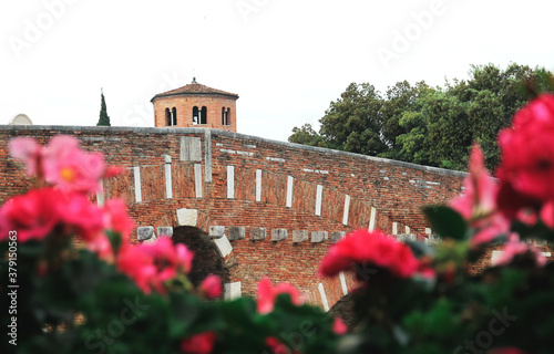 Foto Ponte di pietra vista dalla terrazza Verona itali