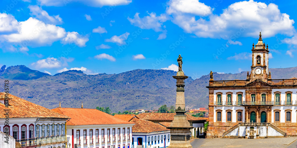 Ouro Preto central square with its historic buildings and monuments in 18th century Baroque and colonial architecture - obrazy, fototapety, plakaty 