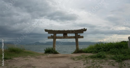 瀬戸内のタイムラプス映像 / 香川県　直島の恵美須神社鳥居 photo