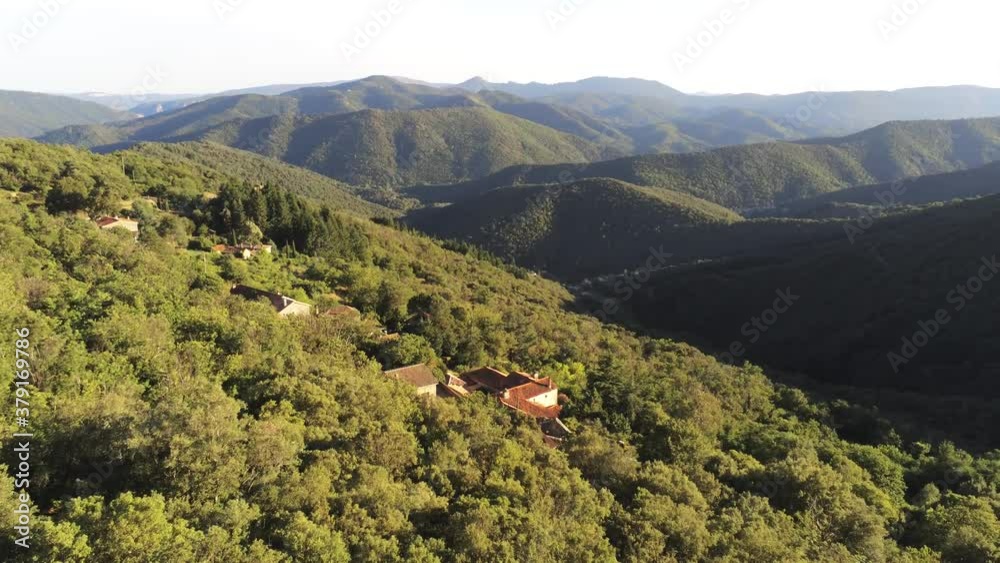 Paysage de montagne dans les Cévennes, vue aérienne