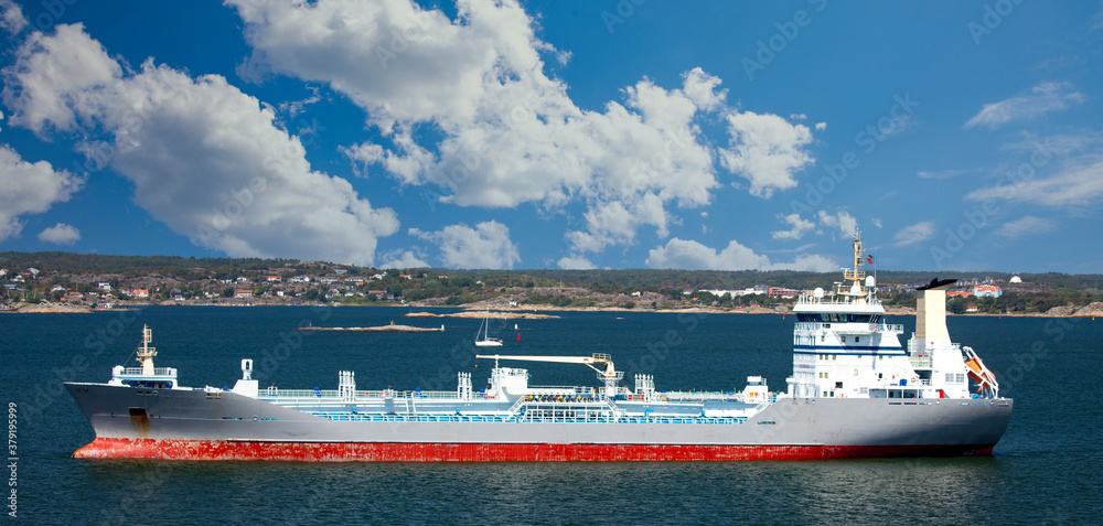 Ship to anchor in the Gothenburg archipelago