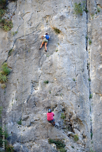 Escalando la sierra madre oriental en Monterrey NL. México photo