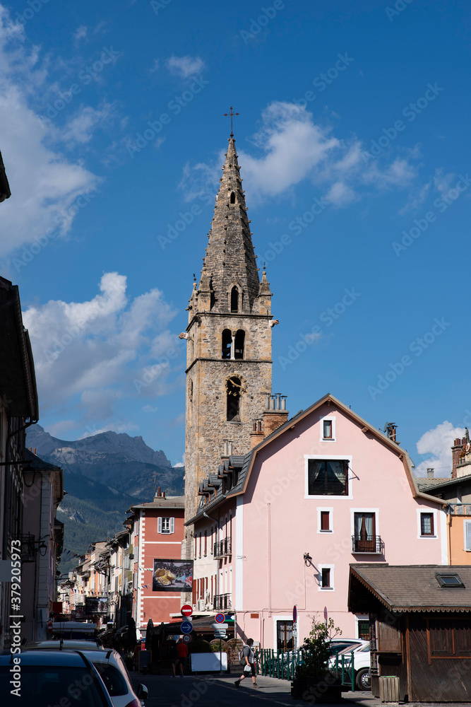 Obraz premium Village of Barcelonnette in the mountains in the Alps in France
