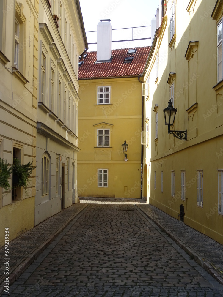 historische Gasse auf der Kleinseite in Prag