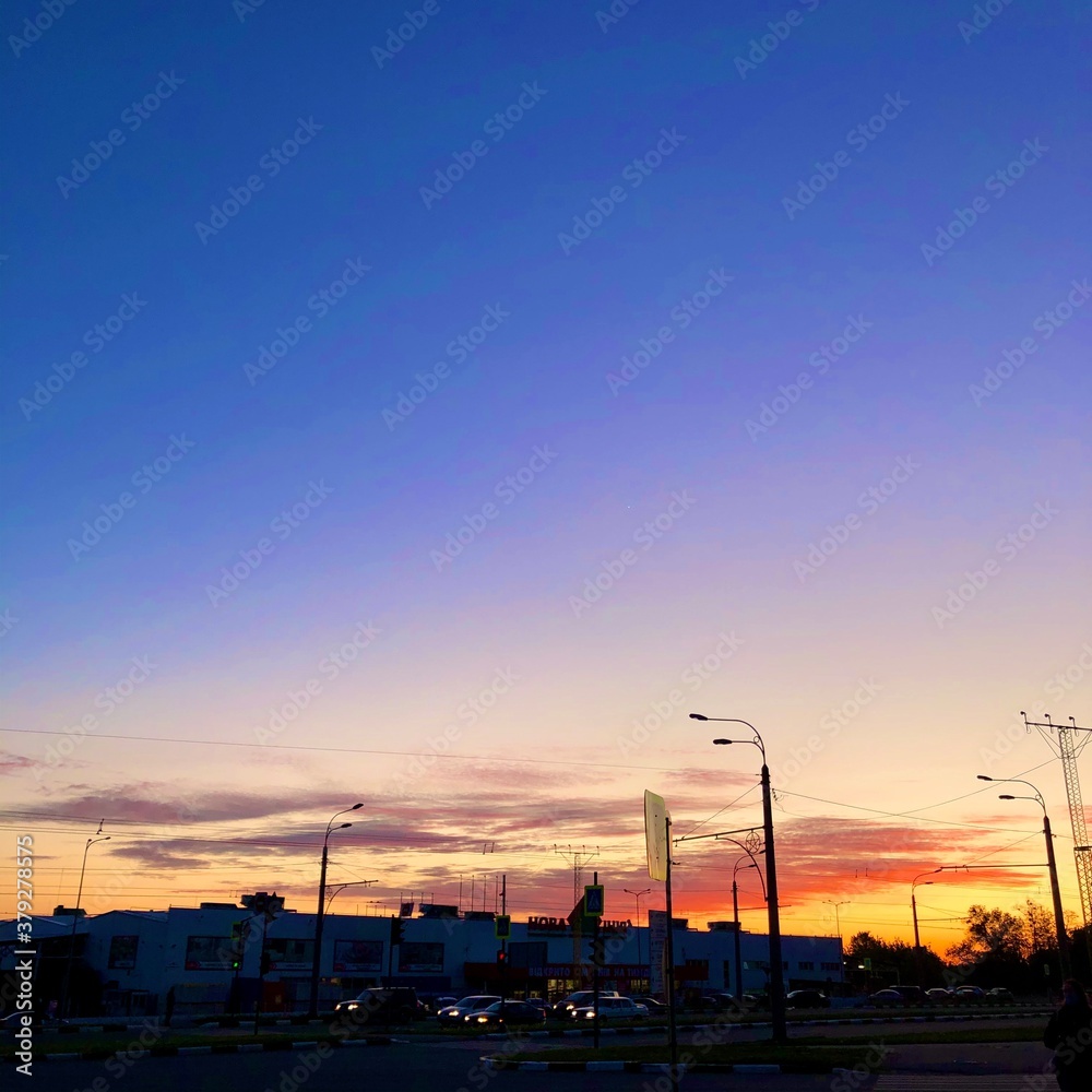 Fototapeta premium sunset in the city