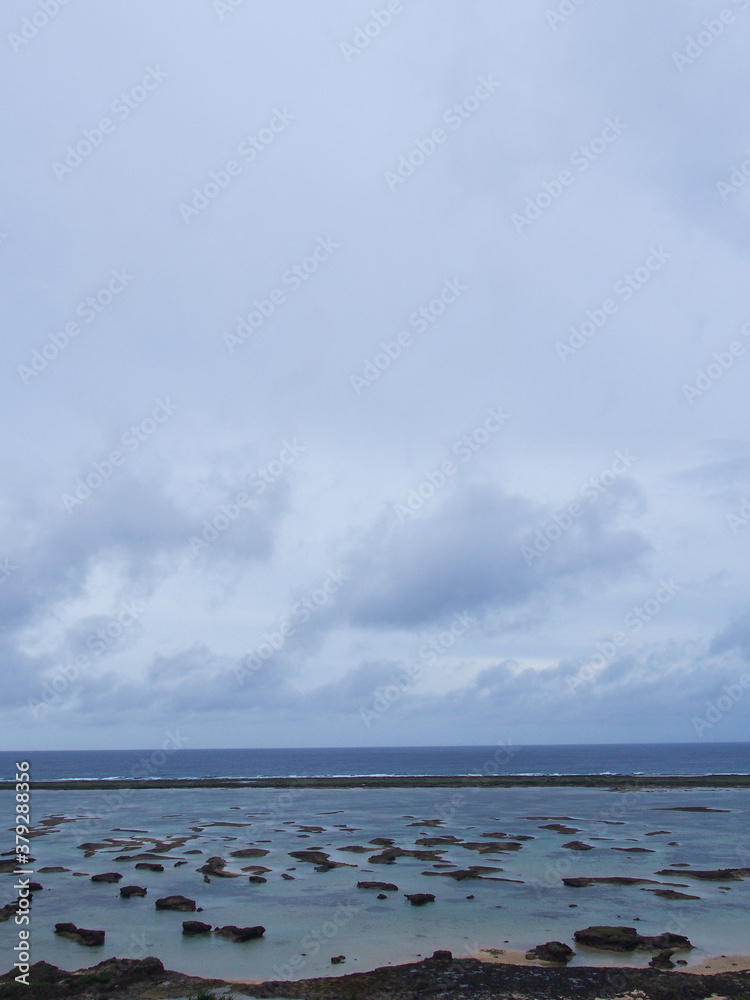 沖縄　久米島の風景　シンリ浜