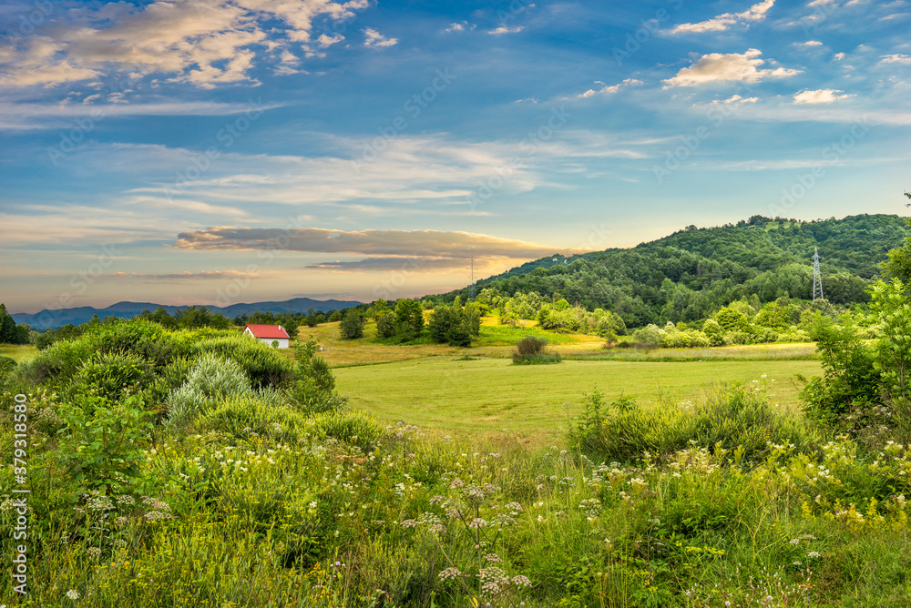 Obraz premium Evening sky in village