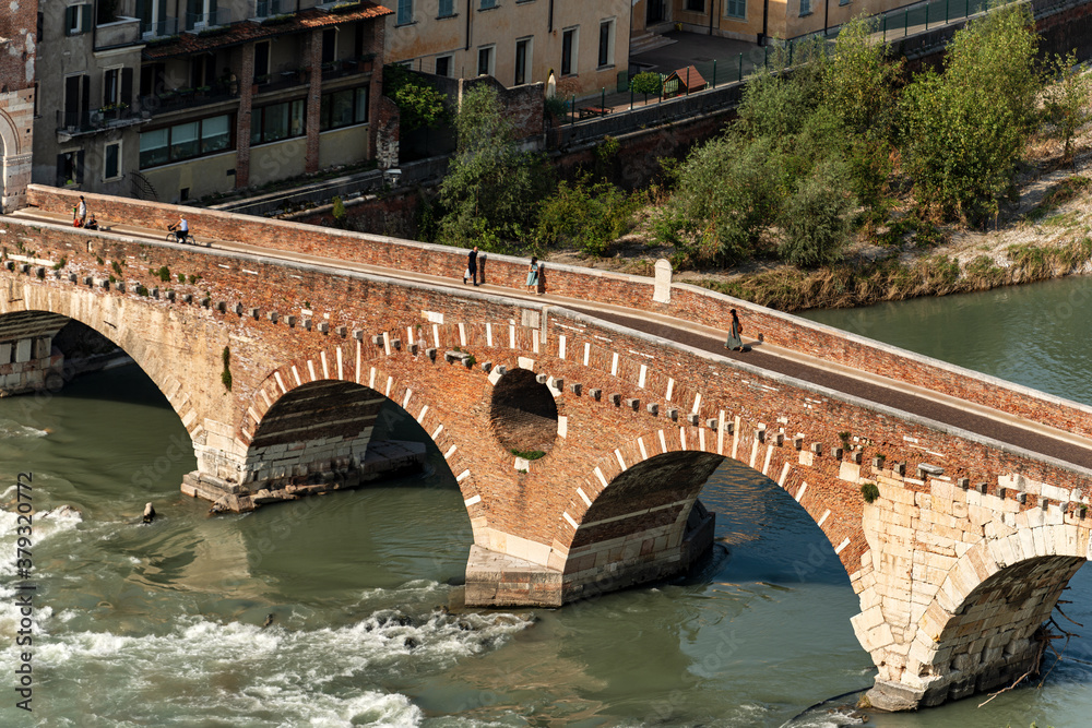 Ponte Pietra (Stone bridge), I century B.C. The oldest Roman monument in Verona, UNESCO world heritage site, and the river Adige, Veneto, Italy, Europe