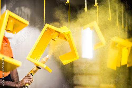 Spray paint product powder coating