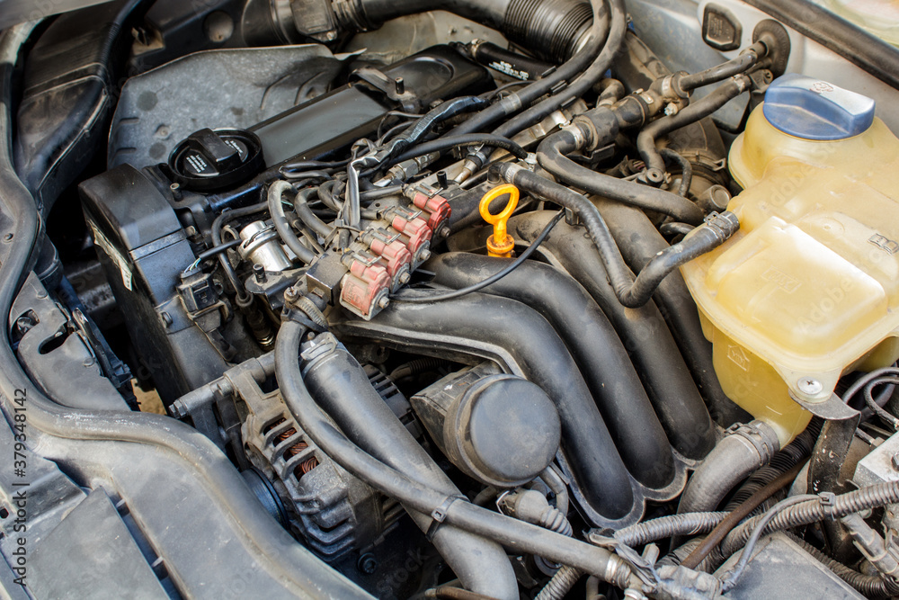 open hood car mechanic to check condition of damage. the radiator cooling panel Engine and electronic system, check damage thoroughly to repair engine. open hood car mechanic to check condition of damage. the radiator cooling panel Engine and electronic system, check damage thoroughly to repair engine.