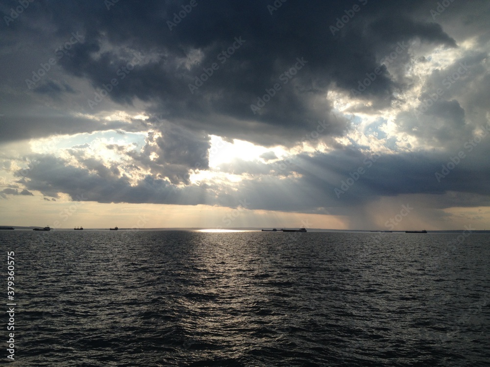Fototapeta premium clouds over the sea