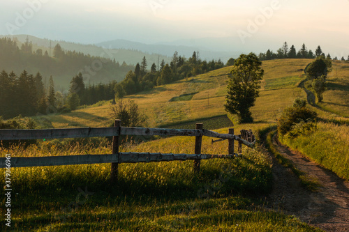 Foto scenic autumn landscape in the mountains