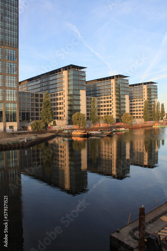 Photography Berlin; Morgenstimmung an der Spree in Alt-Treptow