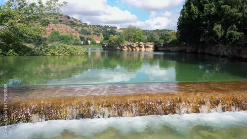 Zoom a los rápidos de la Laguna de San Pedro, Lagunas de Ruidera (España)