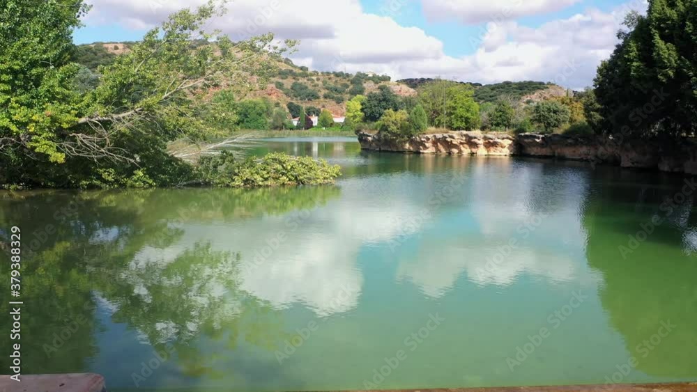 Rápidos de la Laguna de San Pedro, Lagunas de Ruidera (España) Rápidos de la Laguna de San Pedro, Lagunas de Ruidera (España)
