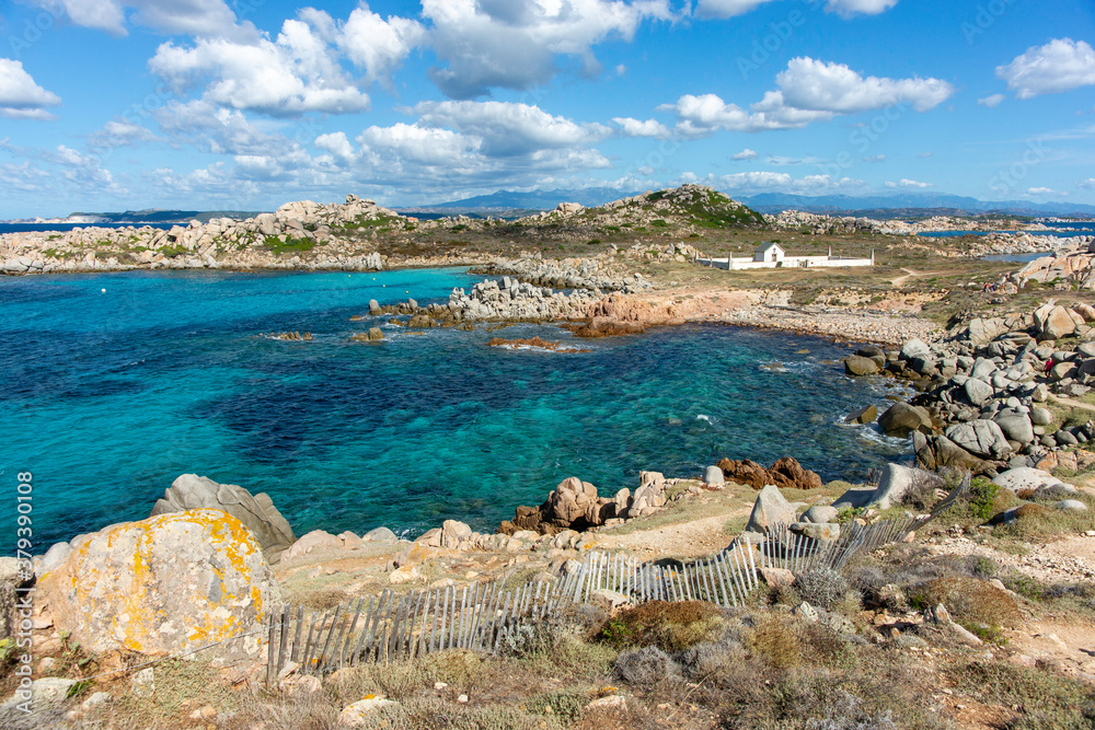 Cimetière de Furcone auf der Île Lavezzi bei Bonifacio, Korsika