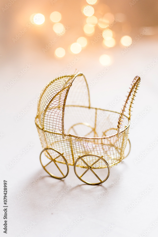 Obraz premium basket with christmas balls