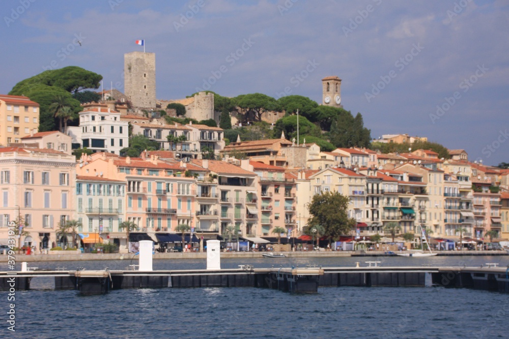 Cannes le port et le Suquet