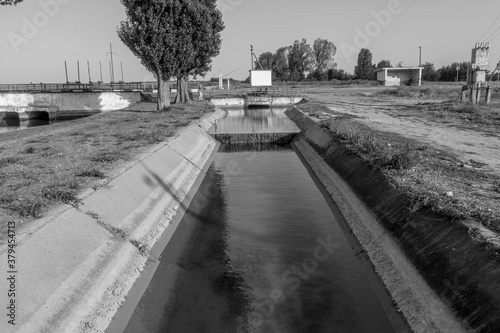 Agricultural canal or irrigation canal in a concrete wall Direct water to the farmer s farmland in arid areas of risky farming