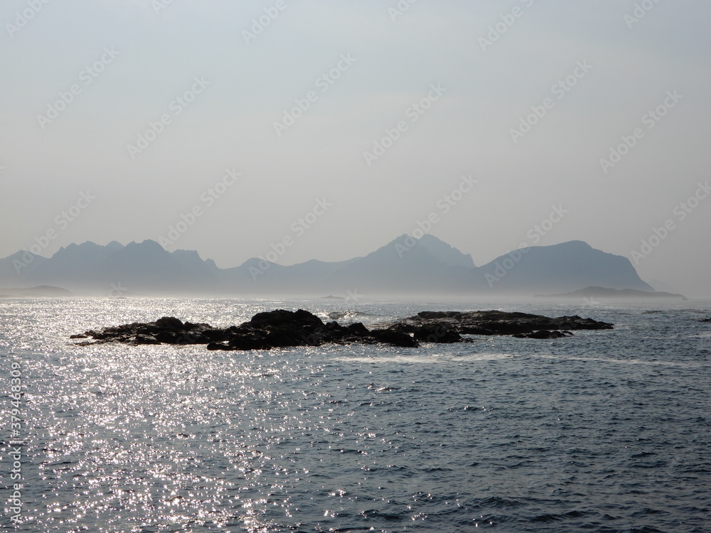sea and mountains