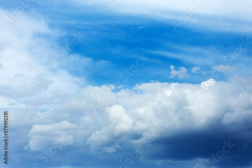 Fototapeta Naklejka Na Ścianę i Meble -  Blues sky and beautiful clouds. Nature composition. Sky background with clouds