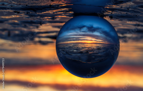 Lensball am Meer © Sebi