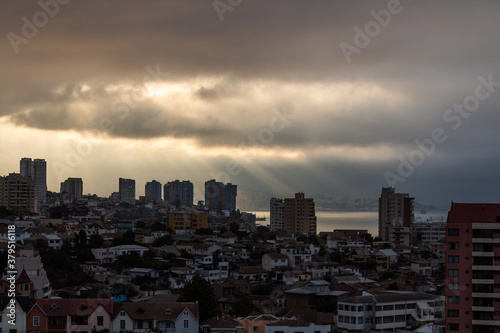 Ciudad Viña del Mar Chile con nubes