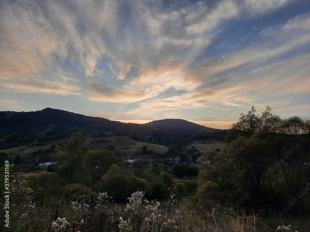 Obraz premium sunset in the mountains