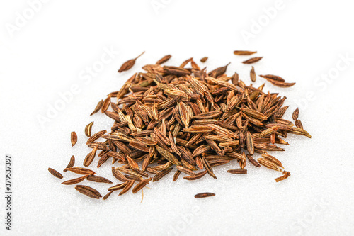 Dry zeera seeds in the bowl
