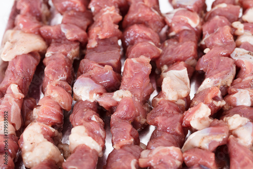 Lamb skewers to be grilled