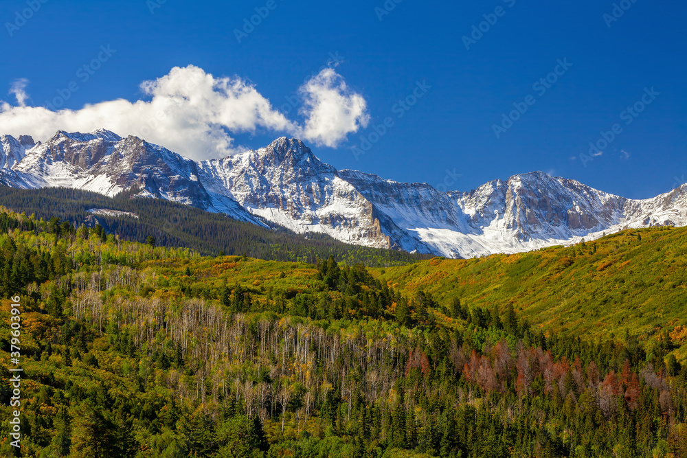 Obraz premium Landscape view of countryside Colorado fall season