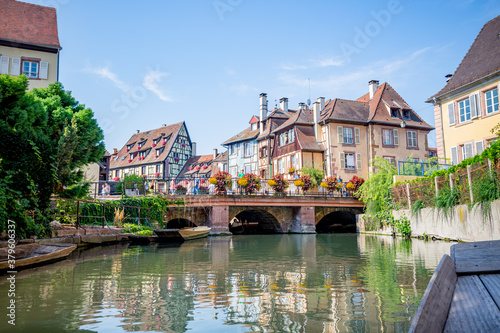 Promenade en barque dans La petite Venise à Colmar