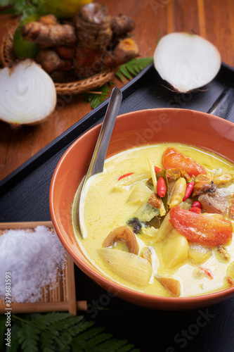 Thai curry with coconut milk