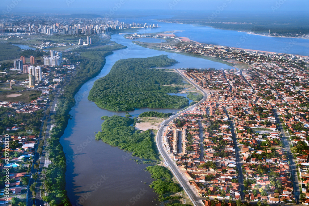 Aerial view of the Sergipe river at Aracajú, Sergipe’s State capital. Nov. 2011