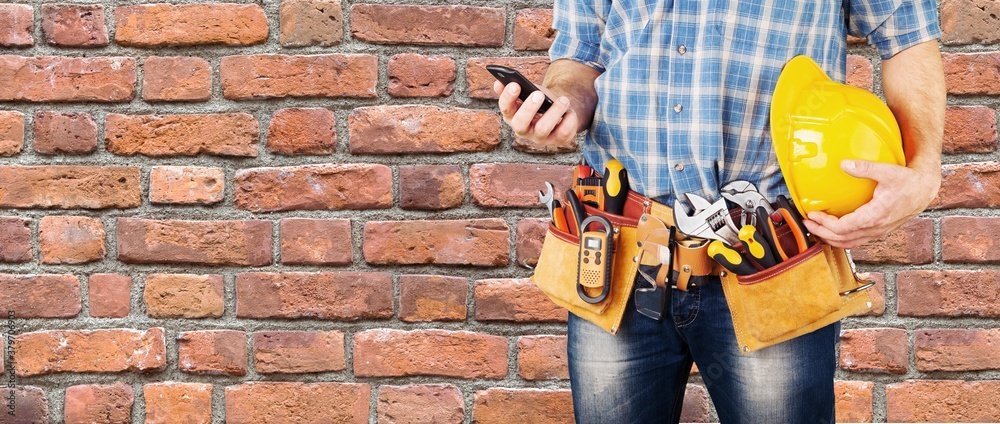 Builder. Builder.