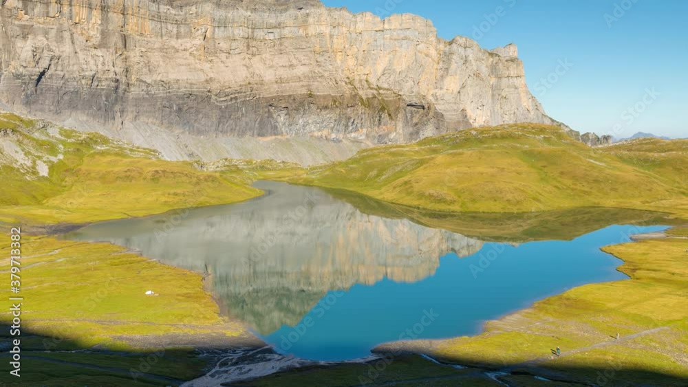 Lac d'Anterne dans la Réserve naturelle nationale de Sixt-Passy , France