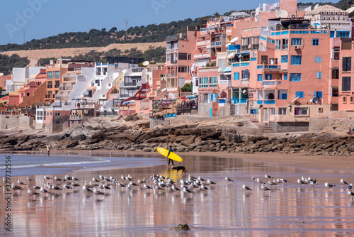 Vista de la playa de Taghazout en la costa atlántica de Marruecos
