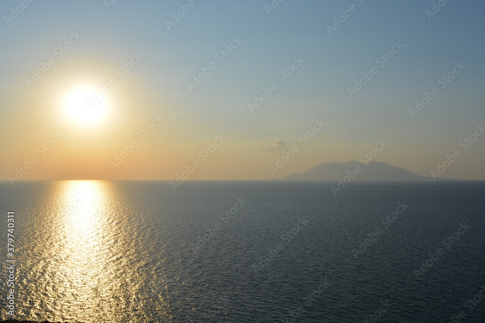 Sunset pleasure towards Samothraki island   

(Photo taken from Kaleköy / Gökçeada / Çanakkale / Turkey)