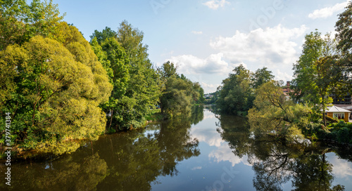 Flusslandschaft Schwarzer Regen in Viechtach  mit Wolkenspiegelung